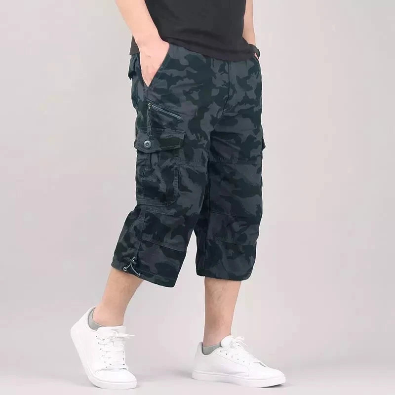 Men's Knee-Length Cotton Cargo Shorts - Multi-Pocket, Casual Summer Style.