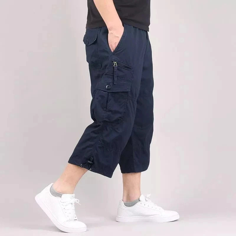 Men's Knee-Length Cotton Cargo Shorts - Multi-Pocket, Casual Summer Style.