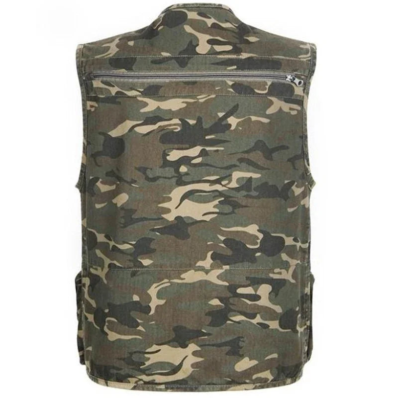 Men's Camouflage Fishing & Hunting Vest - Multi-Pocket, Outdoor Waistcoat.